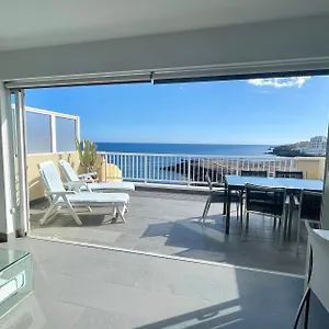 https://atico-frente-mar.in-canary-islands.com